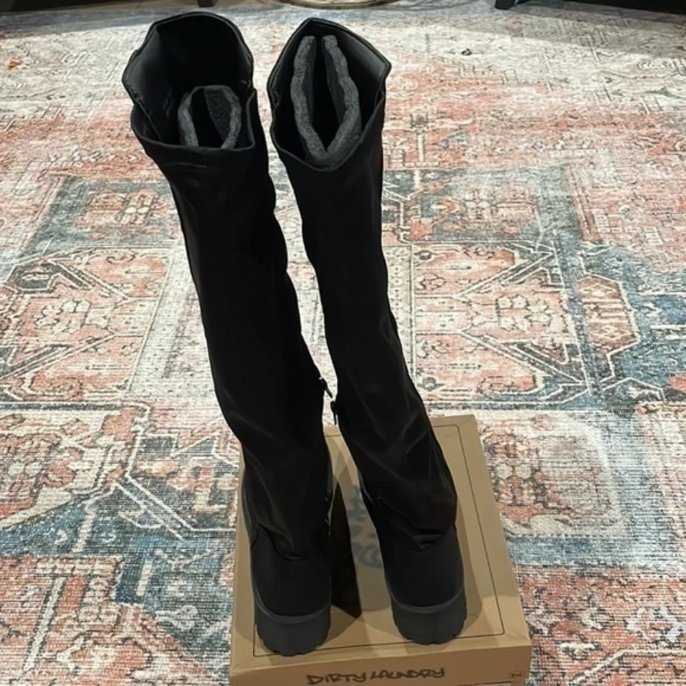 DIRTY LAUNDRY Black Mabelline Lug Sole Boots